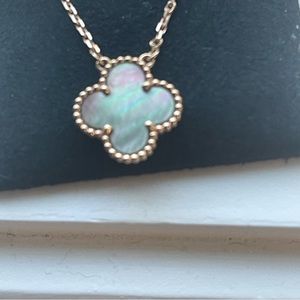 Van Cleef & Arpels Alhambra Pendant